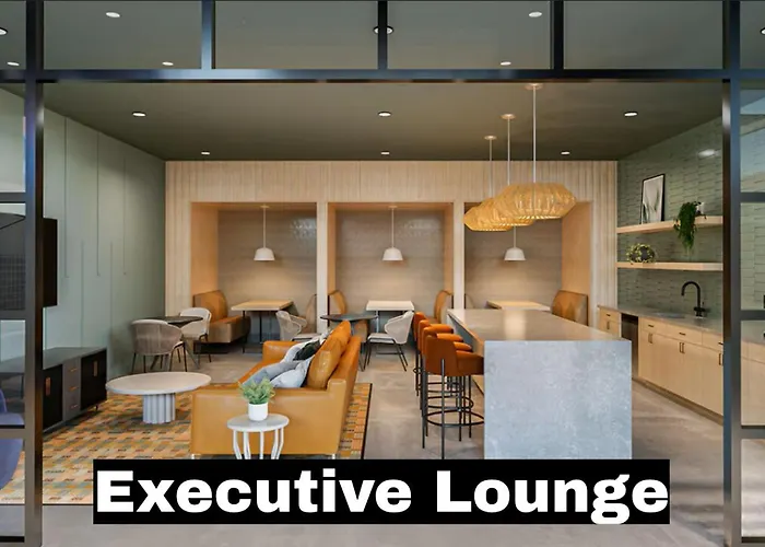 Modern W/ Hulu, Gym & Parking Near Shopping *