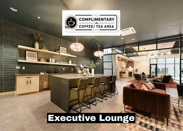 Apartment Modern W/ Hulu, Gym & Parking Near Shopping Pittsburgh