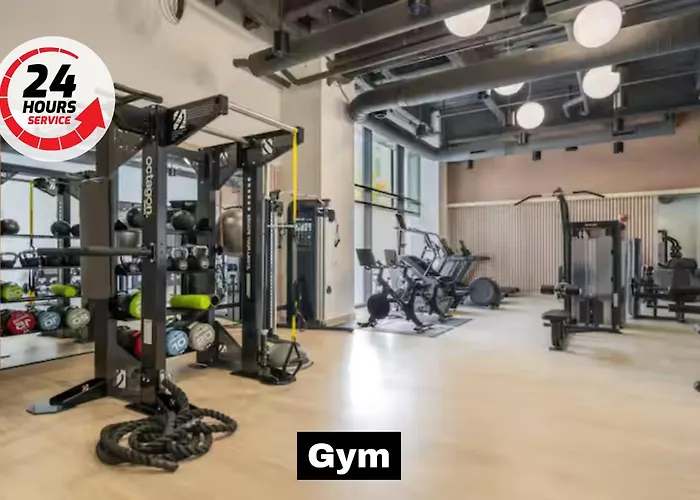 Modern W/ Hulu, Gym & Parking Near Shopping *